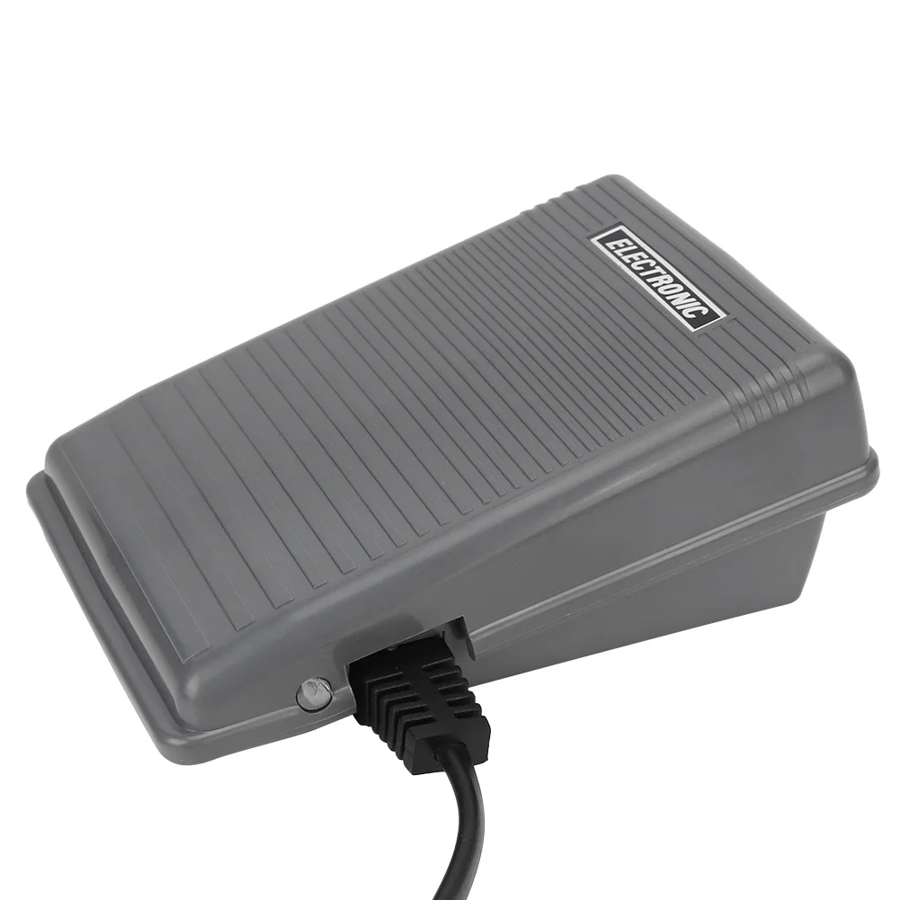 Foot Control Pedal 220-240V EU - огляд і ціна Heavy Equipment Parts